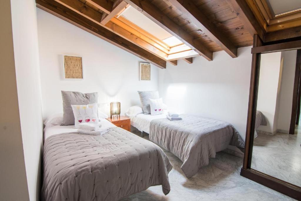Ferienwohnung Tuguest Atico Gracia Granada Exterior foto